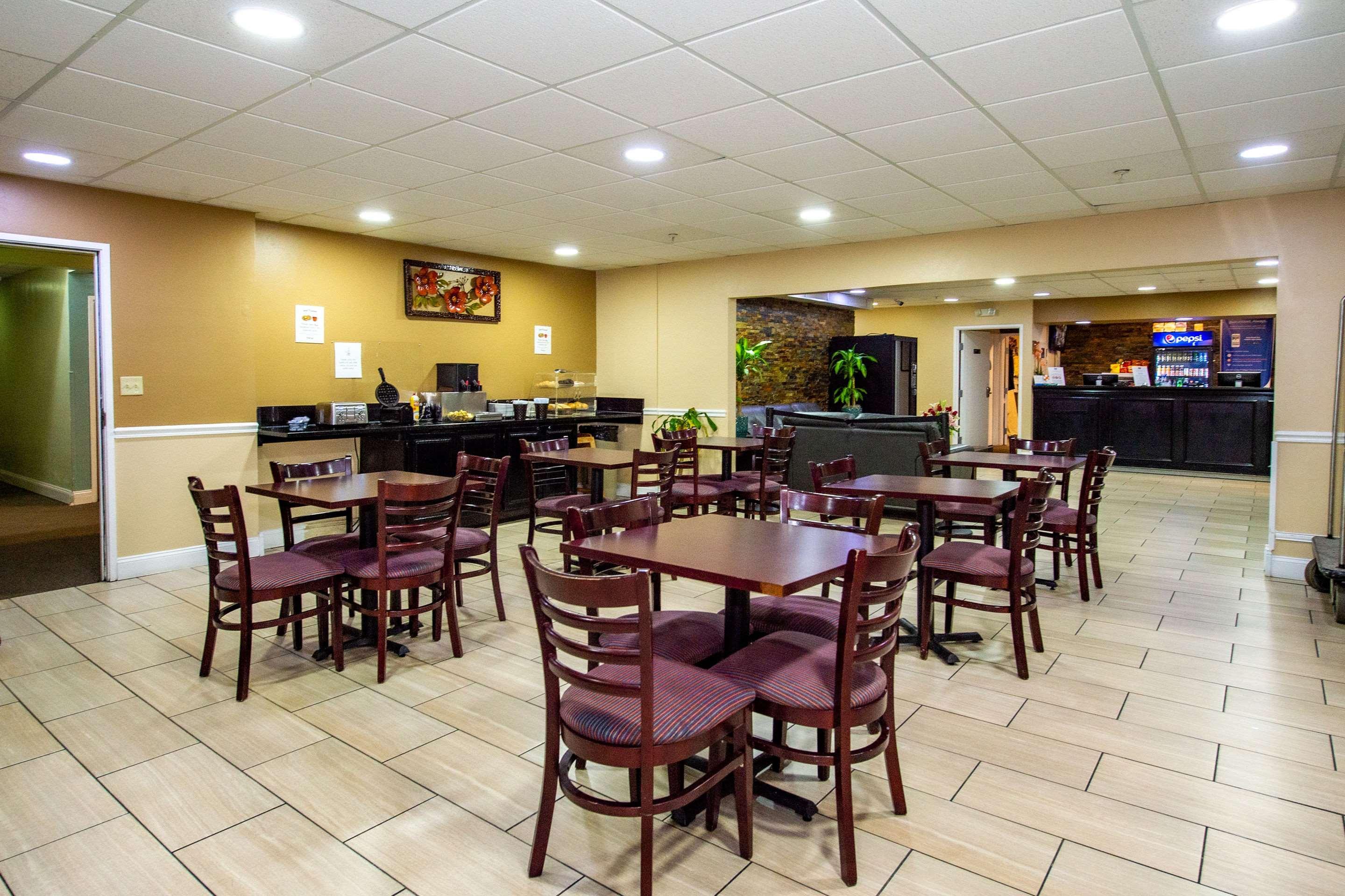 Rodeway Inn Central Colorado Springs Extérieur photo